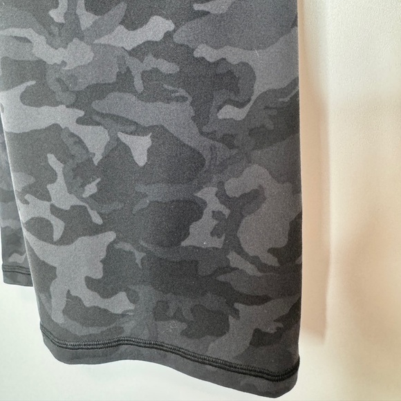 Lululemon Power Y Tank Top Camo - Picture 9 of 9